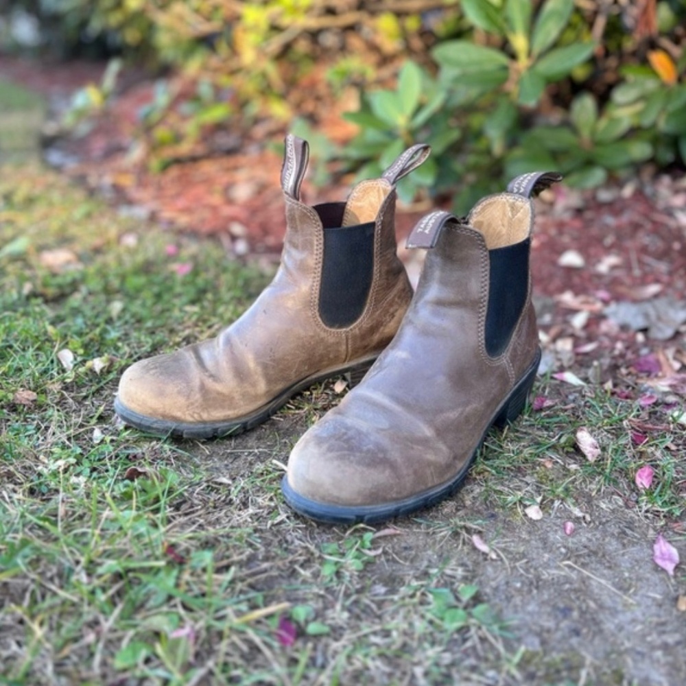 Blundstone Rustic Brown UK 38.5 US 8.5 *Runs Small* Fits like 7.5